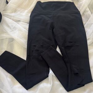 ALO Yoga Black Distressed High-Rise Warrior Leggings - M